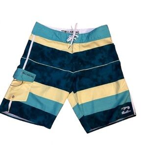 billabong all day pro board shorts Size 31